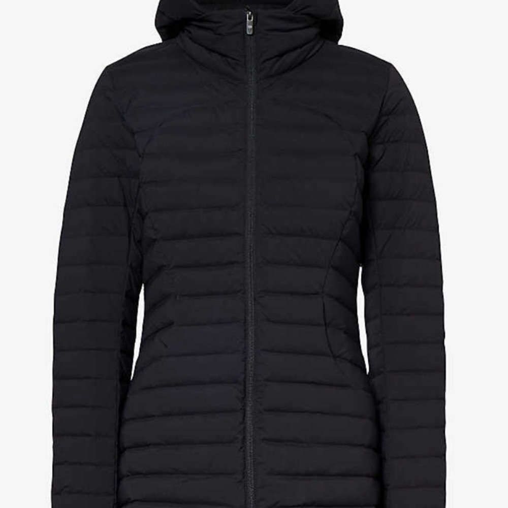 Lululemon Women's Black Puffer Jacket